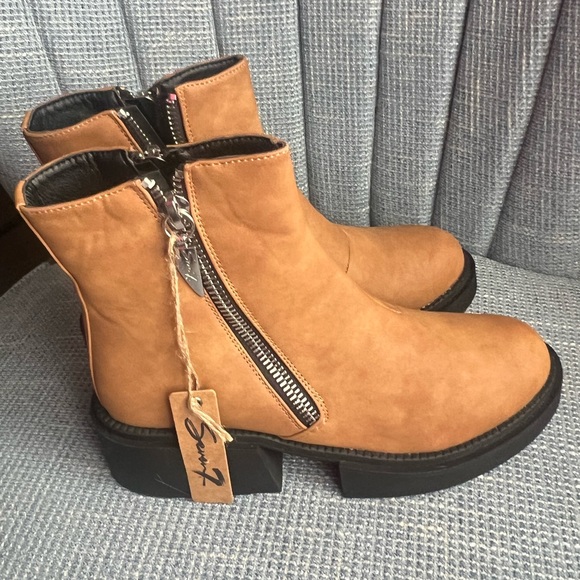 Seven7 chunky Vault brown boots - Picture 2 of 4